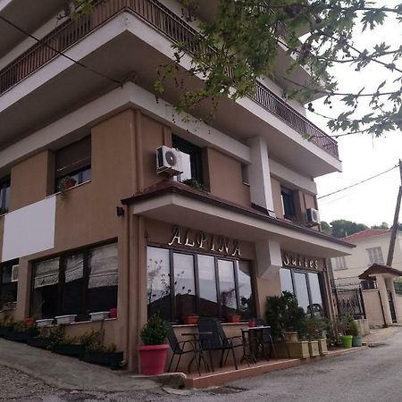 Alpina Suites Костур Екстериор снимка