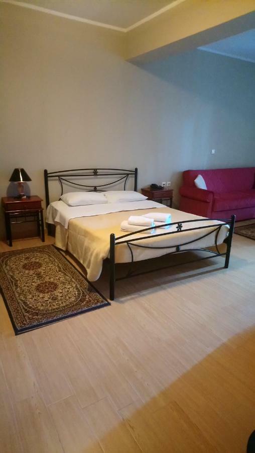 Alpina Suites Костур Екстериор снимка