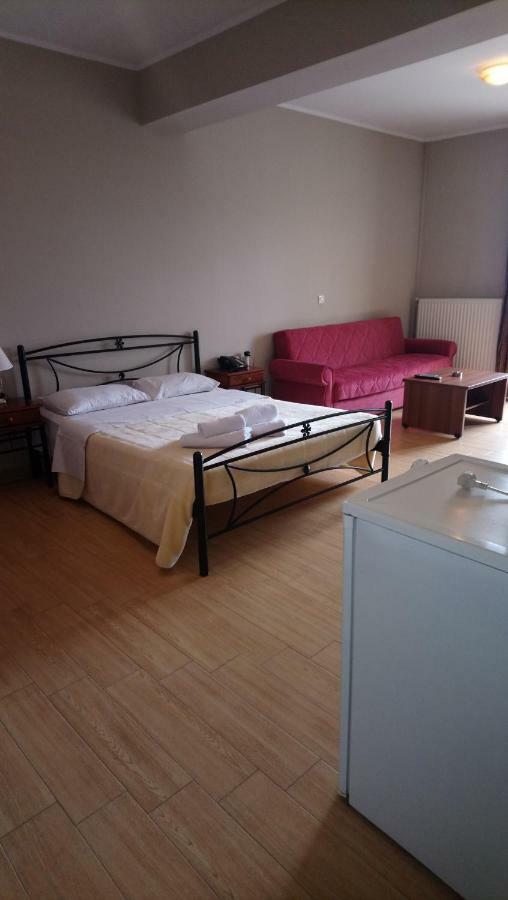 Alpina Suites Костур Екстериор снимка